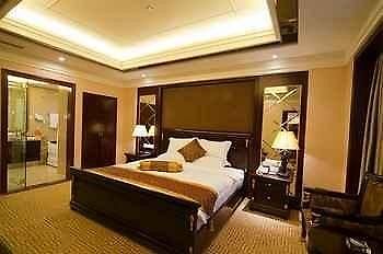 Zunyi Forest Hotel Zunyi Exterior foto